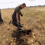 Астраханские поисковики на раскопках в Волгоградской области