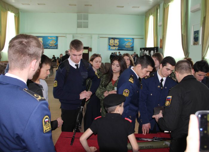 Мероприятие "Есть такая профессия - Родину защищать" прошло в АГТУ