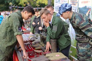 Астраханские поисковики организовали для жителей и гостей Советского района г.Астрахани патриотические площадки, посвященные празднованию Дня города