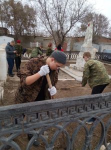 Астраханские поисковики привели в порядок еще одну Братскую могилу по ул. Керченской, ст.Трусова