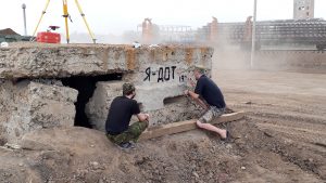 Астраханские поисковики и жители с.Солянка встали на защиту бетонного ДОТа