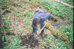 Астраханцы в поисковой экспедиции в Новгородской области, 2000 год