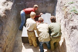 Астраханцы в поисковой экспедиции в Волгоградской области, 1997 год