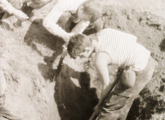Астраханцы в поисковой экспедиции в Республики Калмыкия, 1996 год