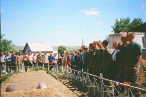 Астраханцы в поисковой экспедиции в Волгоградской области, 2000 год