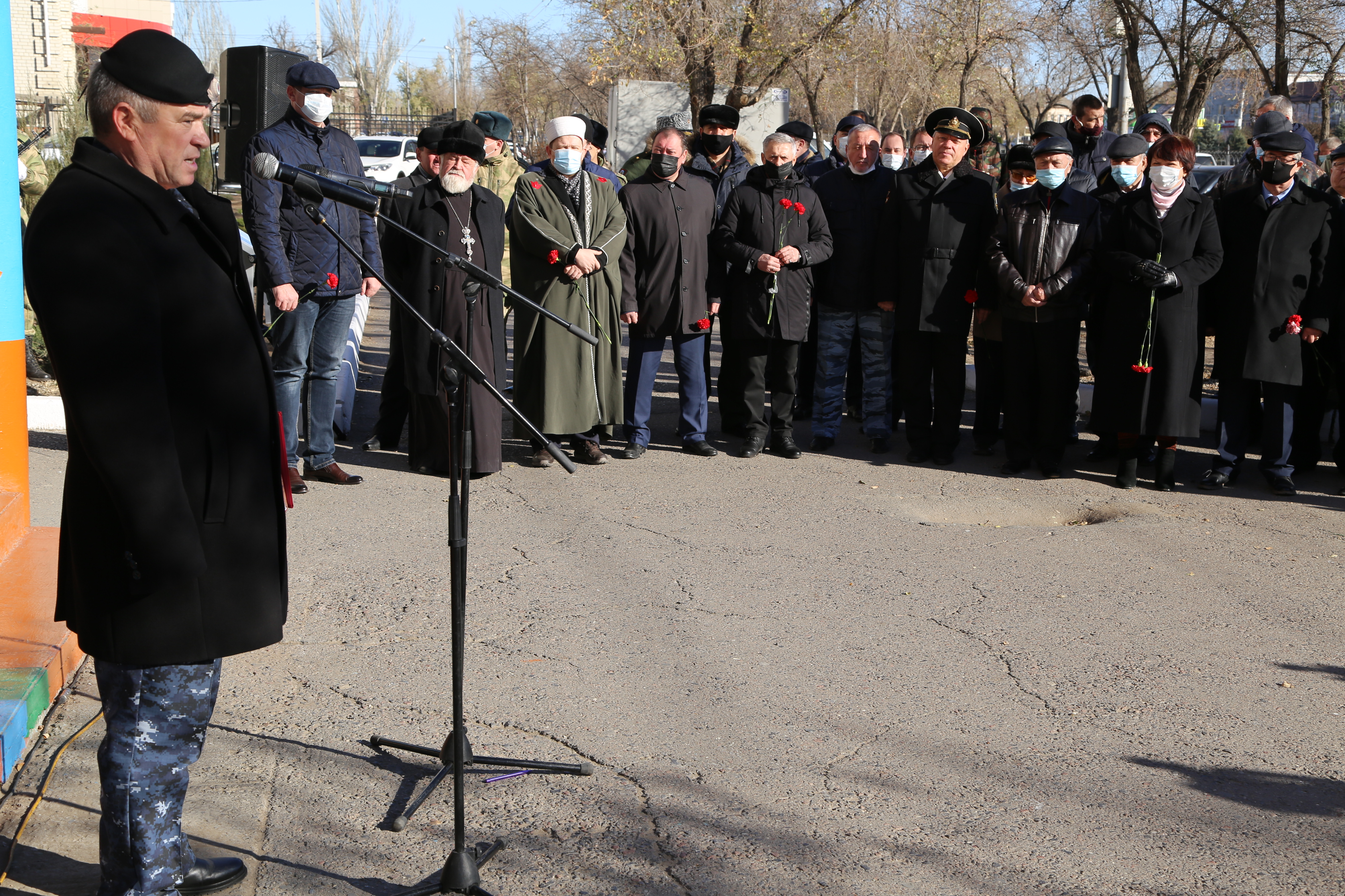 Аллея воинской славы Волгодонск. Аллея воинской славы Астрахань. Аллея войсковой славы   Ишиме на набережной. В Моздоке открылась аллея писателей.