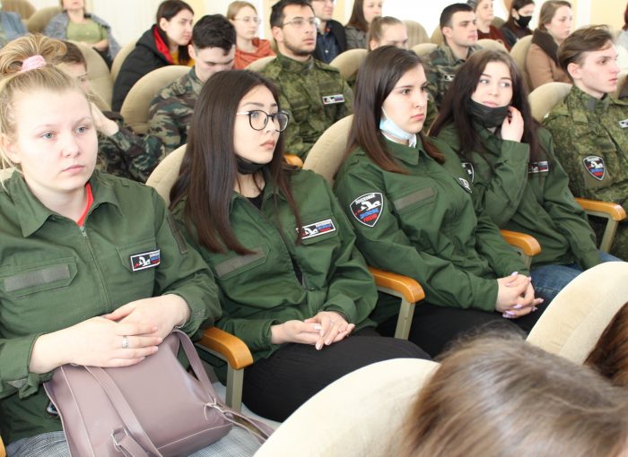 В городе Астрахани прошло Торжественное открытие региональной Вахты Памяти-2021 "Зовет нас поисковая тропа"