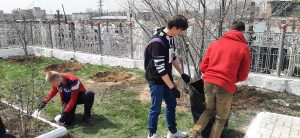 Более 20 астраханских поисковиков Трусовского района города Астрахани приняли участие в субботнике