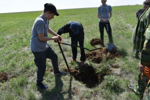 Астраханские поисковики завершили очередную поисковую экспедицию, проводимой в населенном пункте с.Солянка Светлоярского района Волгоградской области