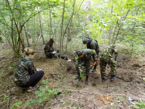 Астраханские поисковики приняли участие в межрегиональной военно-археологической экспедиции "Вахта Памяти-2021" в Думиническом районе Калужской области