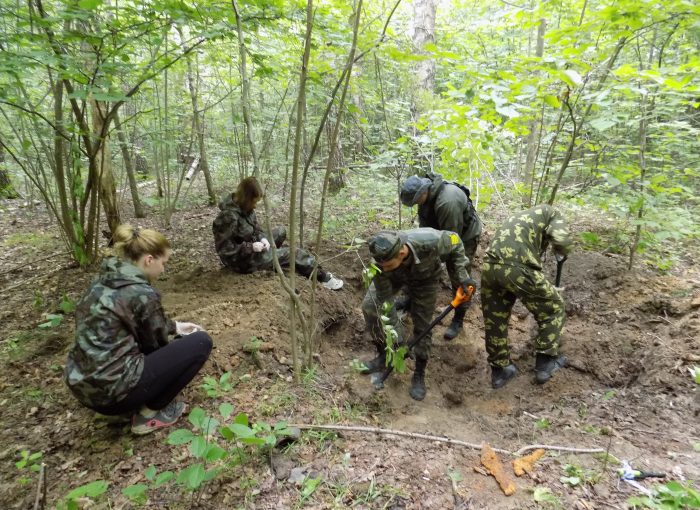 Астраханские поисковики приняли участие в межрегиональной военно-археологической экспедиции "Вахта Памяти-2021" в Думиническом районе Калужской области