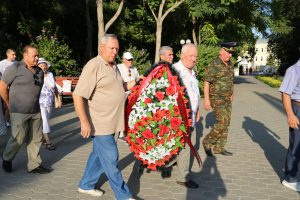 Астраханские патриоты рассказали о своей патриотической работе ветеранам Ставропольского края