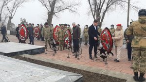 Возложение венков и цветов, приуроченное к Дню защитника Отечества