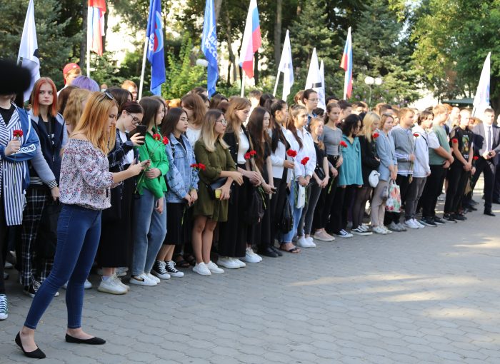 В Астрахани прошел митинг, посвященный 80-й годовщине третьего формирования 28-Армии