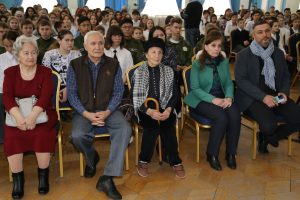 В Астрахани прошло городское мероприятие, посвящённое 80-летию обороны Аджимушкайских каменоломен города – героя Керчь