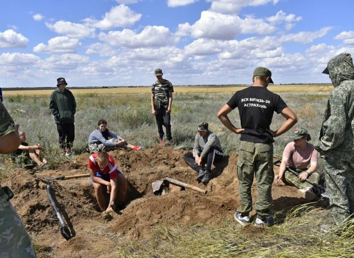 Астраханские патриоты на Вахте Памяти в Волгоградской области