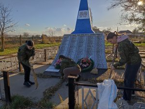 Астраханские патриоты Цветновской СОШ – участники патриотической акции