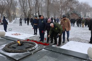 Астраханские патриоты приняли участие в акции памяти, посвященной 80-летию полного снятия блокады Ленинграда