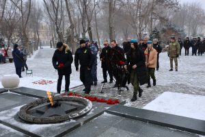 Астраханские патриоты приняли участие в акции памяти, посвященной 80-летию полного снятия блокады Ленинграда