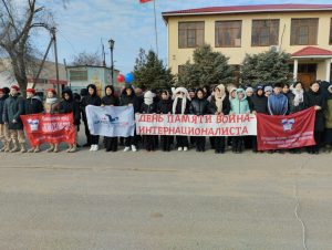 Митинг в честь дня вывода советских войск из Афганистана прошел в поселке Комсомольский Красноярского района Астраханской области