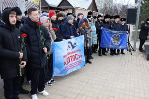 Астраханские патриоты провели митинг, посвященный 35-й годовщине вывода советских войск из Афганистана