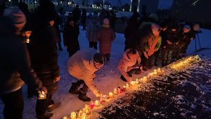 Астраханские патриоты с. Цветное Володарского района провели акцию «Свеча памяти», в благодарность всем тем, кто защищал нашу Родину