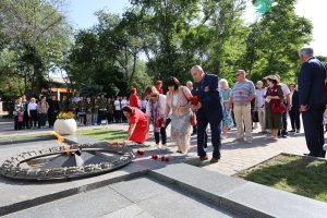 Астраханские патриоты чтят память защитников Отечества