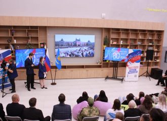 Астраханские патриоты на открытии центра подготовки Международного волонтерского корпуса 80-летия Победы в Великой Отечественной войне