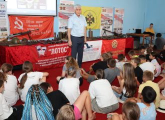 В детском загородном лагере «Чудотворы» прошли патриотические мероприятия «Мы помним подвиг солдата»