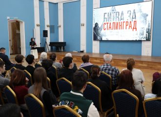 «Люди ли шли в атаку? Смертны ли они?!»: Астрахань склонила голову перед подвигом Сталинграда