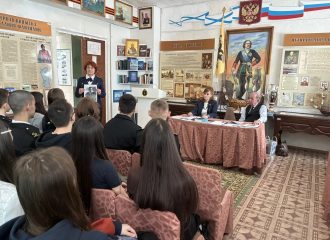 120 лет подводному флоту России: патриотический урок и выставка в Доме офицеров