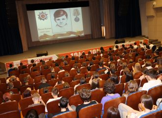 В Приволжском районе Астраханской области детям представили подлинные артефакты ВОВ и рассказали о героях современности
