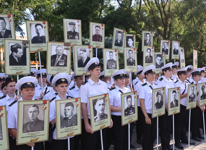 В Астрахани прошла «Линейка памяти и скорби»