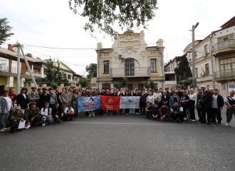 В калмыцких степях астраханские поисковики нашли останки трёх красноармейцев